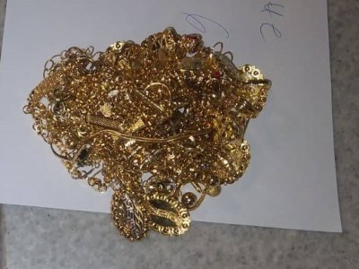 Заловиха близо 1 кг. контрабандни златни накити на пункта в Малко Търново