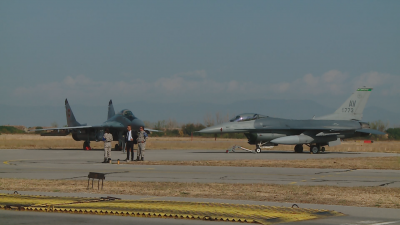 България купува още 8 изтребителя F-16 от САЩ