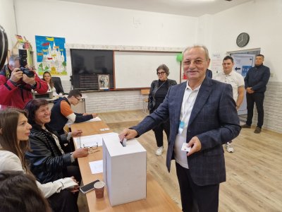 Ахмед Доган: Гласувах за бъдещето на България