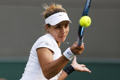 Най добрата българска тенисистка Виктория Томова загуби още в първия си