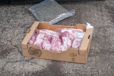 Откриха голямо количество марихуана, скрита в камион с месо в Перник (СНИМКИ)