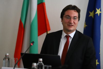 България може да не получи втория транш от 700 млн