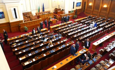 48 парламент не избра председател След две гласувания в два