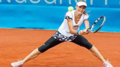 Диа Евтимова отпадна в първия кръг на турнира по тенис