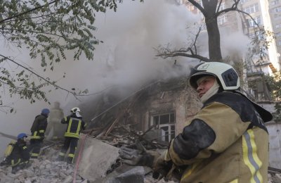 Руска ракета порази жилищна сграда в украинския пристанищен град Николаев