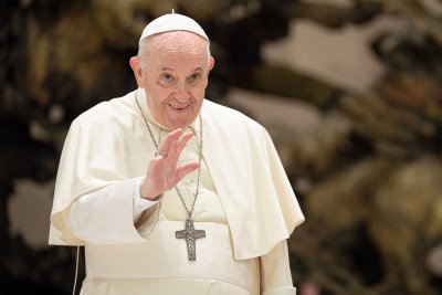 Папа Франциск започна тридневно посещение в Бахрейн През 2019 година