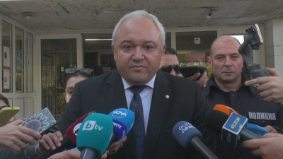 Демерджиев: Подсигурили сме държавните бази за настаняването на украинските бежанци