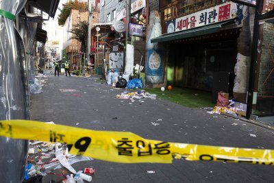 Трагедията в Сеул: Потвърдена е смъртта на 154 души (ОБЗОР)
