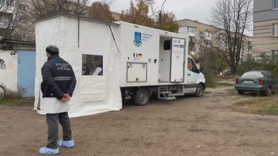 Мобилна ДНК лаборатория предоставена от Франция заработи в украинския град