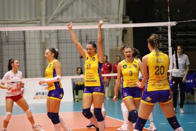 Женският волейболен шампион на България Марица Пловдив спечели категорично дербито