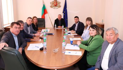 Министерството на младежта и спорта инициира работна среща с представители