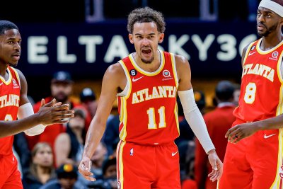 Атланта спря победната серия на Милуоки в НБА