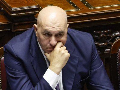 Италия не подготвя нови оръжейни доставки за Украйна заяви министърът