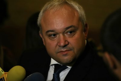 Министърът на вътрешните работи Иван Демерджиев дава изявление след тежкия