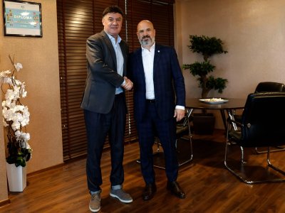 Борислав Михайлов прие президента на Израелската футболна асоциация