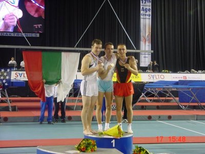 Световният и трикратен европейски шампион в дисциплината двоен минибатут Радостин