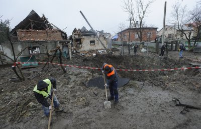 Русия нанесе днес нови удари срещу критична инфраструктура в редица