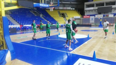 Отборът на Балкан Ботевград пристигна чешкия град Опава Баскетболистите водени