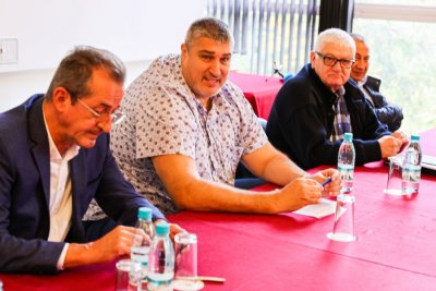 Управителният съвет на Българска федерация волейбол утвърди старши треньори на