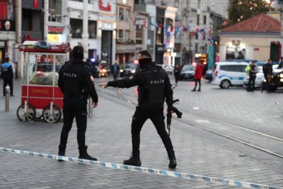 Петима заподозрени за подпомагане на атентатора в Истанбул са задържани