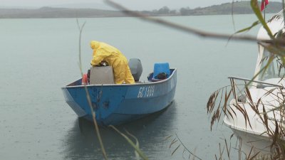 Търсят с още един сонар изчезналите в язовир Мандра рибари