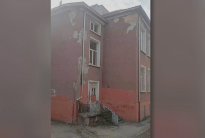6 години без резултат: Родители алармират за лошото състояние на сградата на училище в столицата