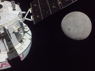 Космическият кораб на НАСА "Орион" навлезе в лунната орбита