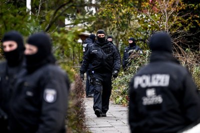Германската полиция осуети мащабен заговор за преврат и установяване на