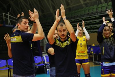 Борислав Крачанов за втора поредна година е най-младият треньор в Шампионска лига за жени