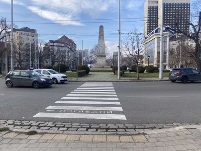 Трамвай аварира на "Руски паметник" в деня, в който пуснаха трасето в експлоатация