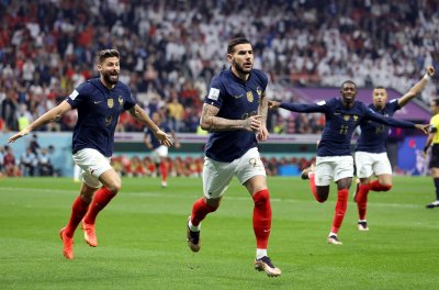 Франция отстрани Мароко с 2:0 и е вторият финалист на Мондиала