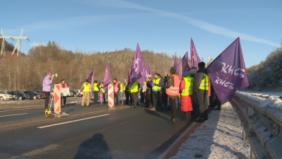 Протест на работещите в Агенция Пътна инфраструктура блокира тунел Витиня