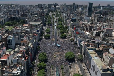Шампионският парад на Аржентина събра около 4 млн привърженици на