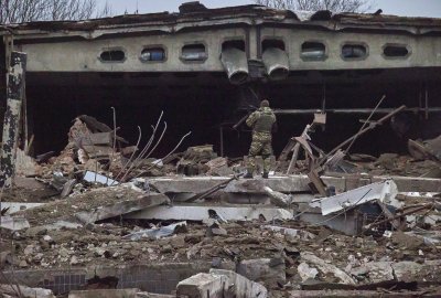 Украинските военновъздушни сили унищожиха най малко два руски склада за