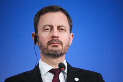 Правителството в Словакия падна след вот на недоверие
