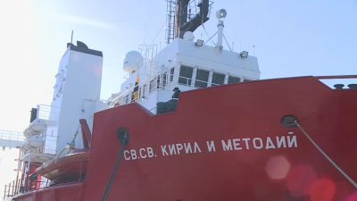 Първият в морската история на България военен научно изследователски кораб Св