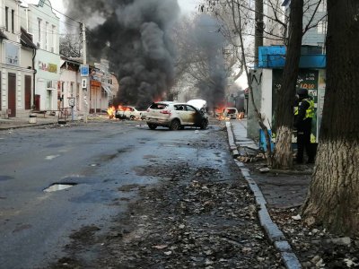 Въздушен удар в центъра на Херсон, има загинали