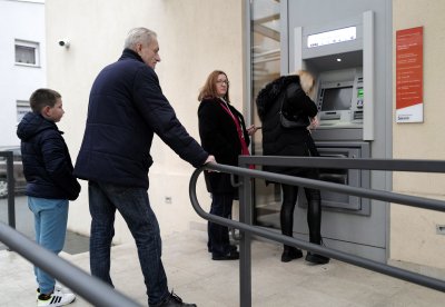 Банките в Хърватия успешно са преминали към работа в евро
