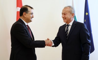 Гълъб Донев: Споразумението между „Булгаргаз“ и „Боташ“ е ключов момент в развитието на партньорството ни с Турция