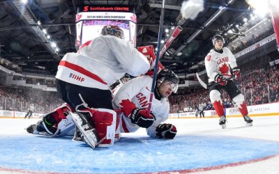 Отборът на Канада спечели световната титла по хокей на лед