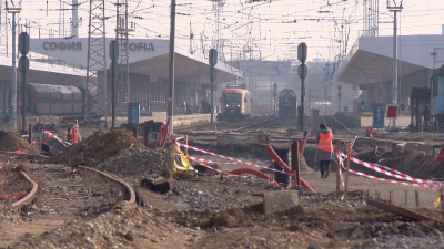 След влаковата катастрофа: кога ще приключи ремонтът на Централната жп гара в София?