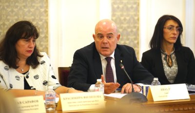Изслушаха главния прокурор Иван Гешев в правната комисия в НС
