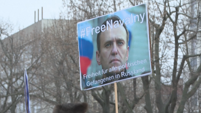 Демонстрация на привърженици на Навални пред руското посолство в Берлин