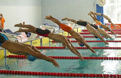 Българският национален отбор по плуване се подготвя за предолимписката 2023 г.