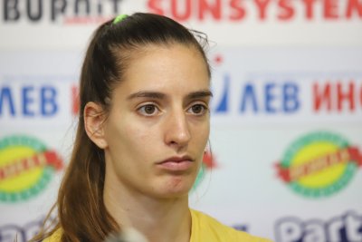 Стефани Стоева стартира с три победи на Държавното първенство по