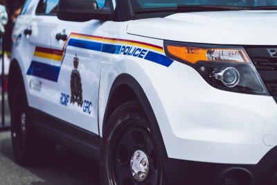 Две деца загинаха след като автобус се вряза в ясла в Канада