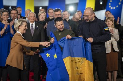 От нашия пратеник в Киев: Днес е срещата на върха ЕС-Украйна