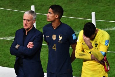 Рафаел Варан се оттегли от националния отбор на Франция