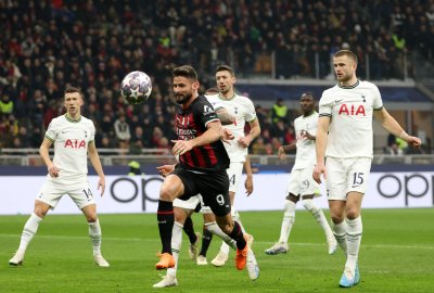 Милан удари Тотнъм с гол на Браим Диас и гледа смело към реванша