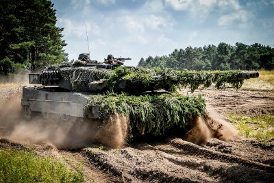 Нидерландия, Дания и Германия ще предоставят на Украйна 100 танка